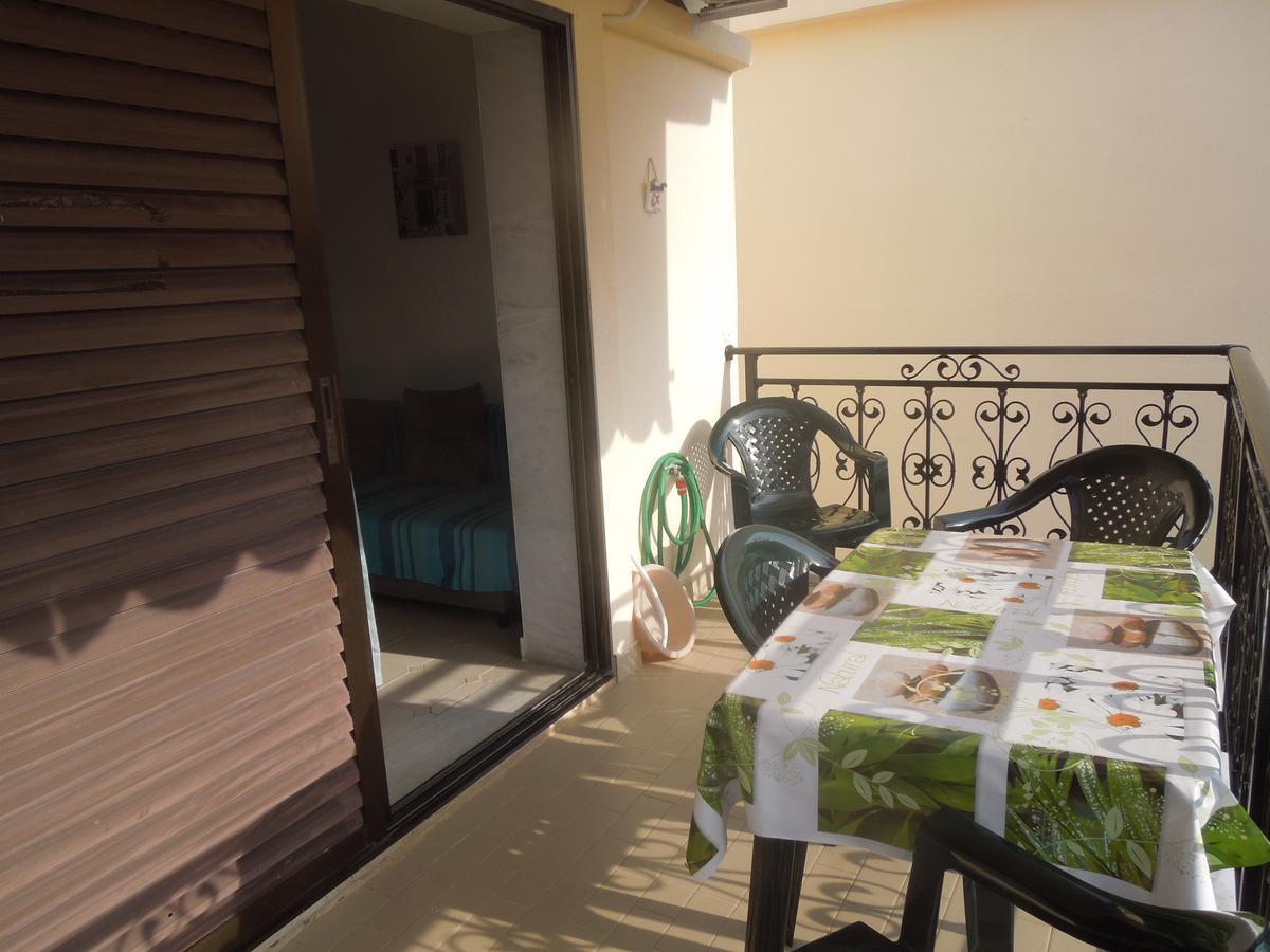 Sunshine Apartment Paralia Dionysiou Exteriér fotografie
